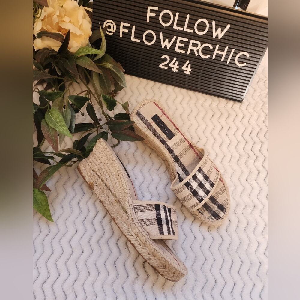 BURBERRY NOVACHECK PLAID CANVAS JUTE ESPADRILLES SIZE 37 6.5/7